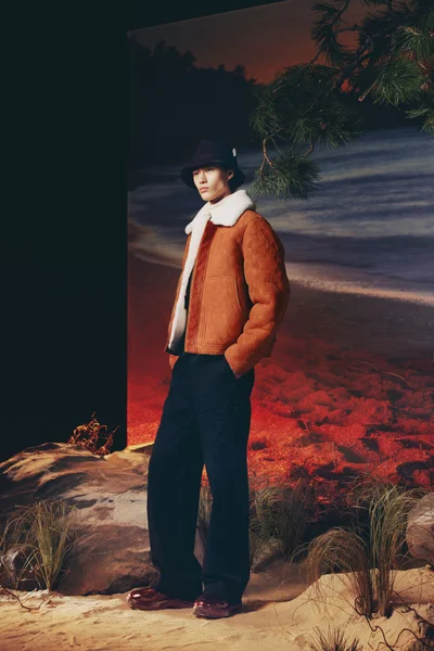 Look 12